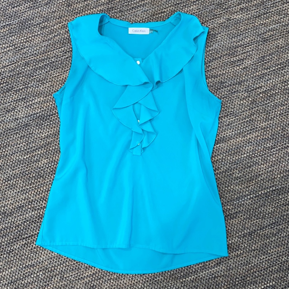 Ruffle top